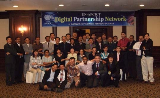 Participants of the Second Regional e-Government Training Workshop at the official soft launch of UN-APCICT’s Digital Partnership Network.